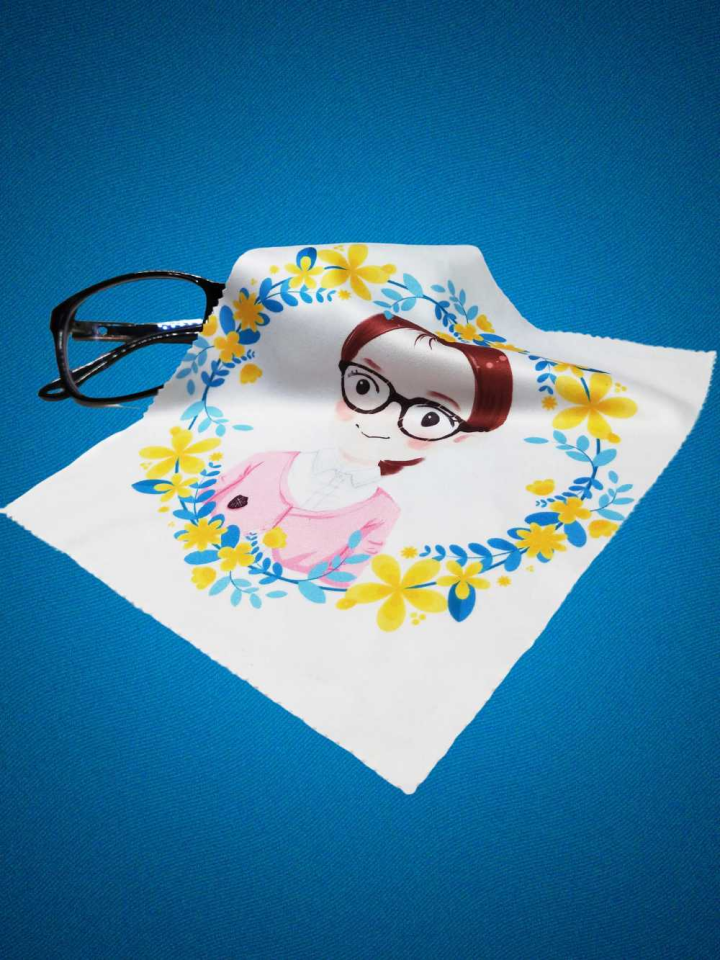 Microfiber Glasses Cleaning Cloth
