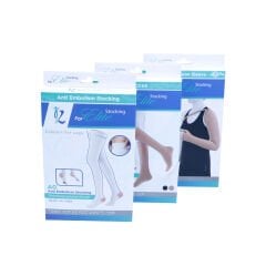 علبة كرتون مع ثقب للعرض على الاستاند