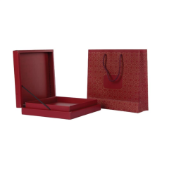 Maddlen Çikolata Kutu ve Çanta Seti