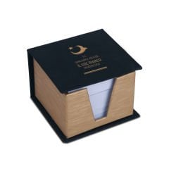 ورق ملاحظات مكعب مع علبة مغلفة بالقماش